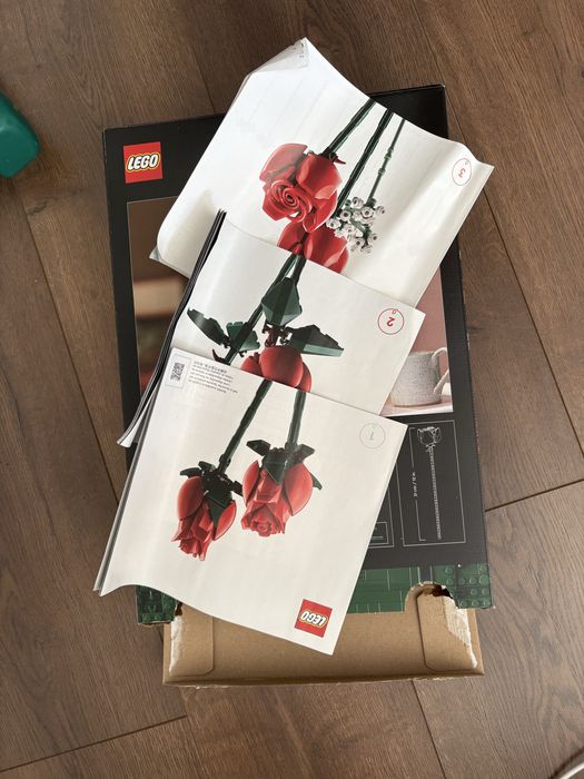 LEGO Рози (сглобени)