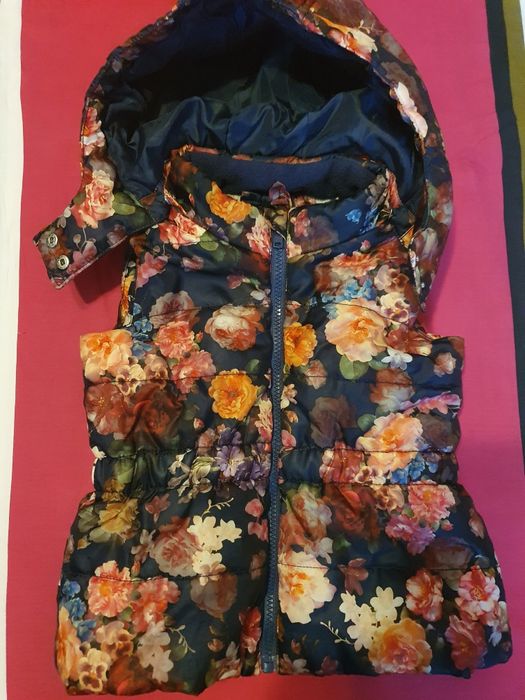 Грейка H&M , 110см. , 4-5г.