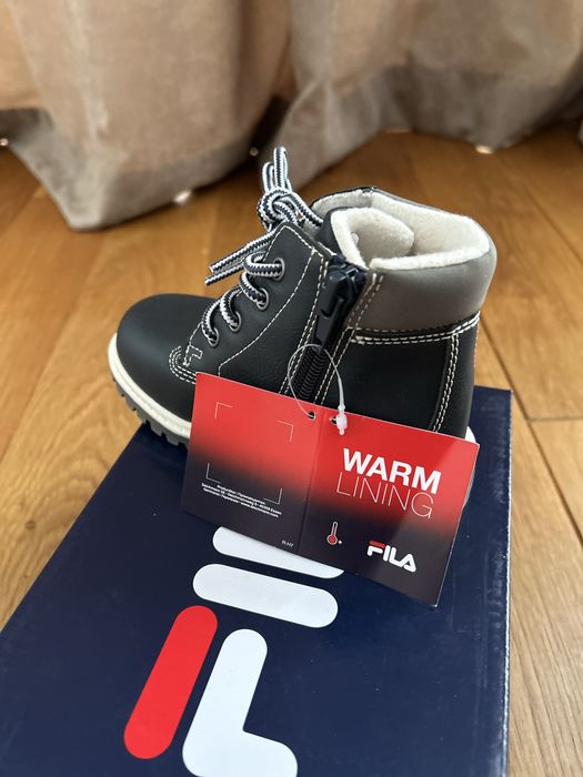 Детски нови боти Fila 23 и 24 нови