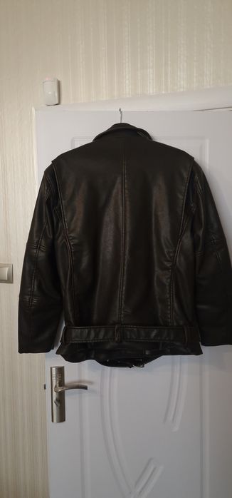 Яке от еко кожа Zara