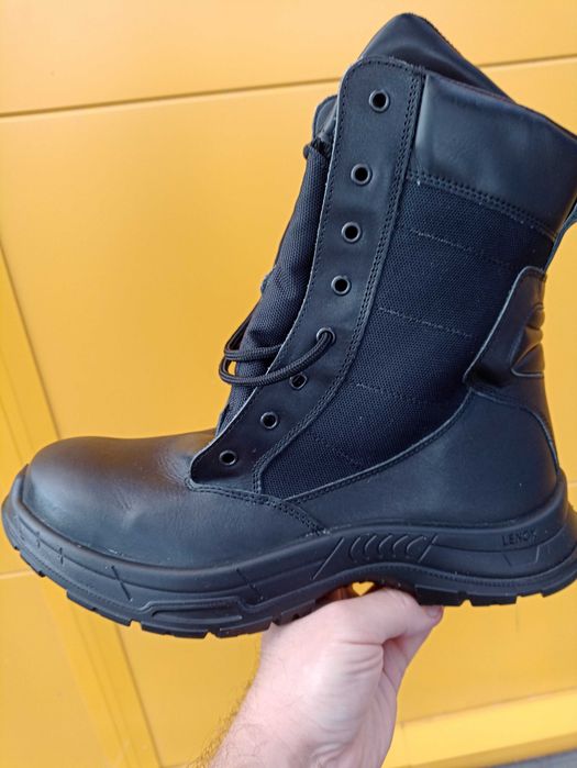 Bocanci piele cu protecție metal în vârf și călcâi