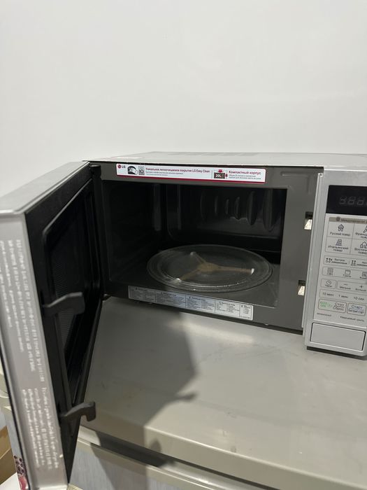 Микроволновка LG