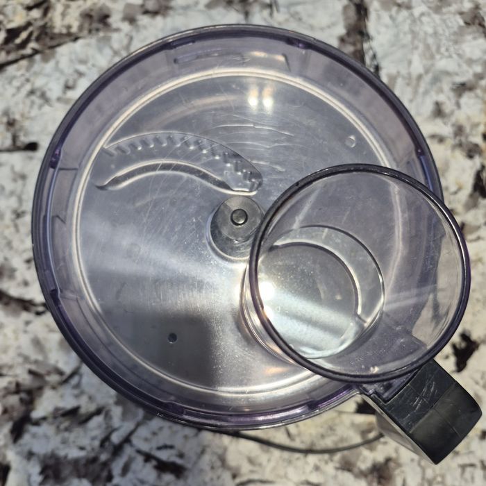 Robot de bucătărie Philips HR7775 – 1000W – CA NOU – accesorii complet