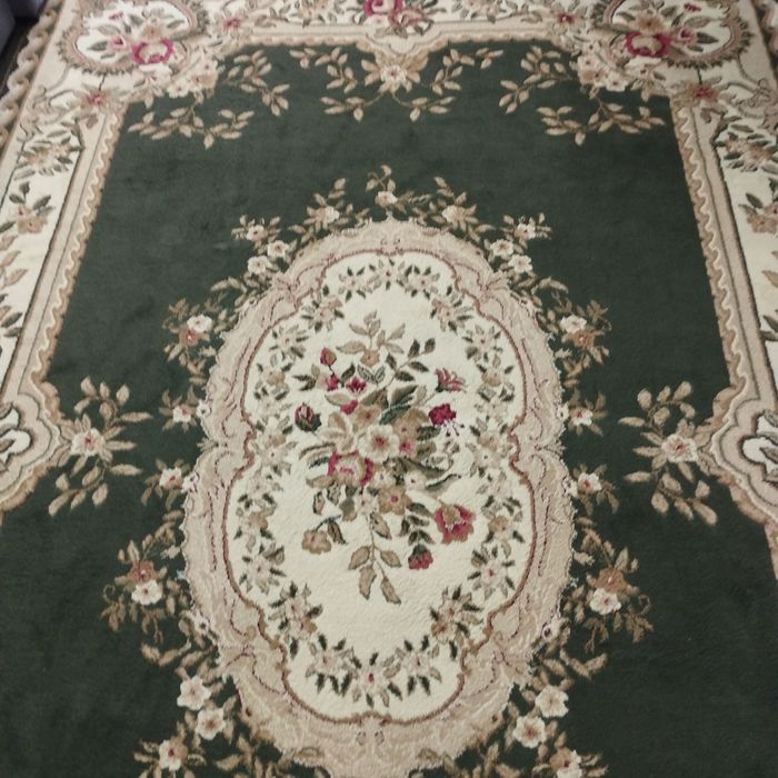 Продам ковёр в отличном состоянии.