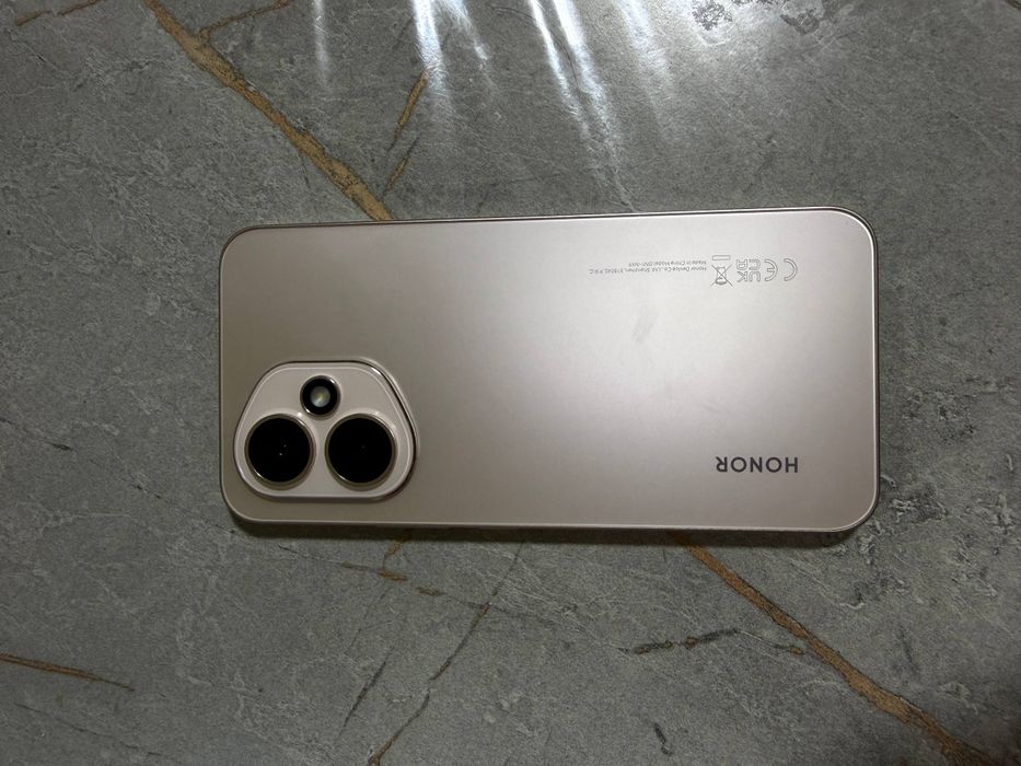 HONOR 400 С гарантией