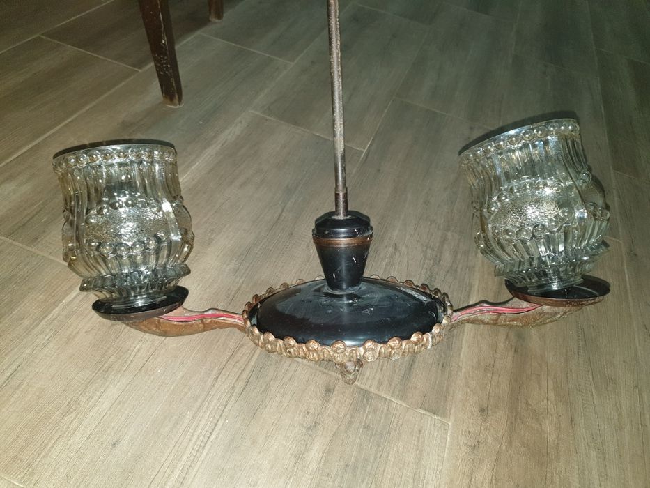 Vand lustră vintige cu 2 brațe.
