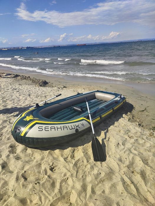 Intex seahawk 4 надуваема лодка