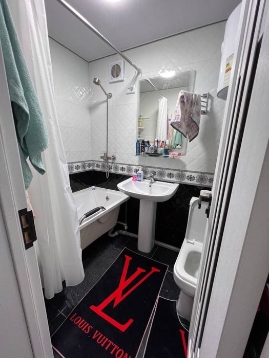 Аренда квартиры Мирабадский район напротив Электроаппарат  2 комнатная