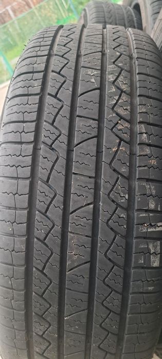 Продам шины пр.Китай R17 215/60