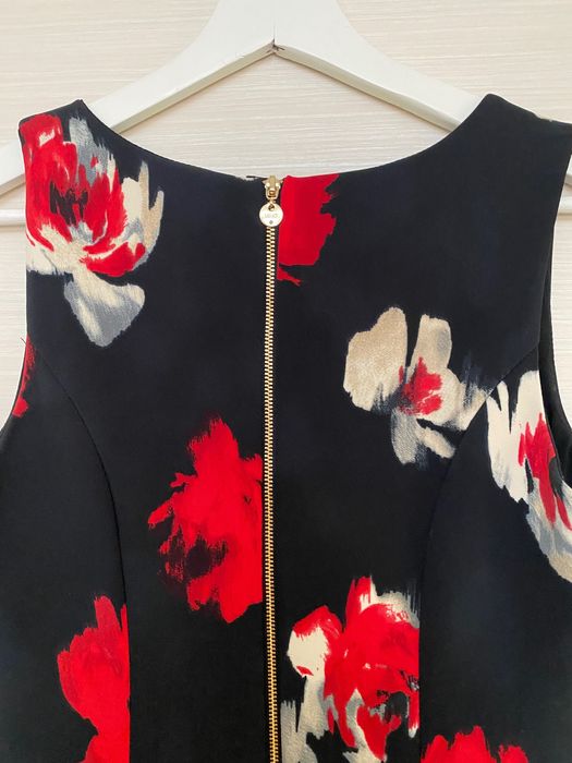 Женская одежда/платье