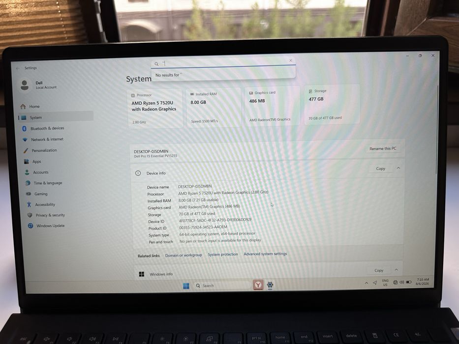 Noutbook Dell pro Essential