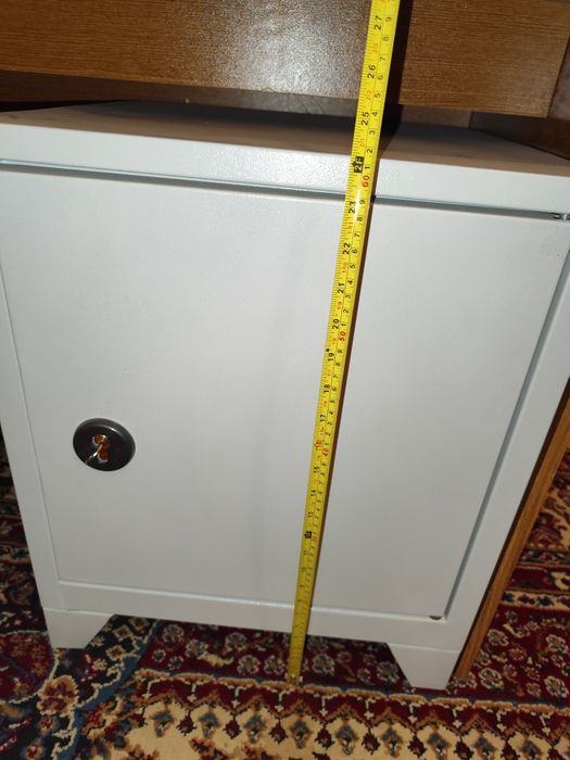 Сейф металличиский 99 $ срочно сотилади