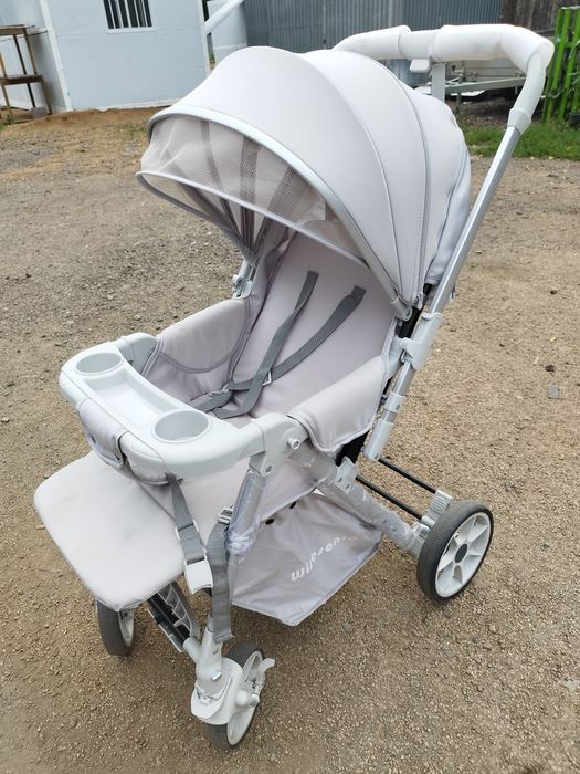 Продам новую колляску прогулочную