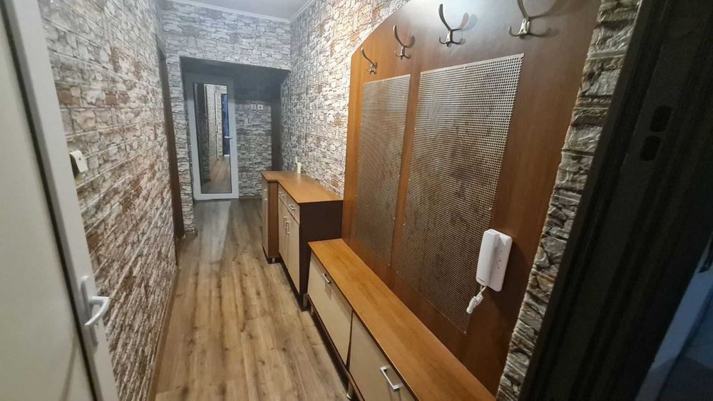 Дава се под наем Тристаен апартамент в Бургас, Братя Миладинови - 75 кв.м за 484.5 € - Снимка #9