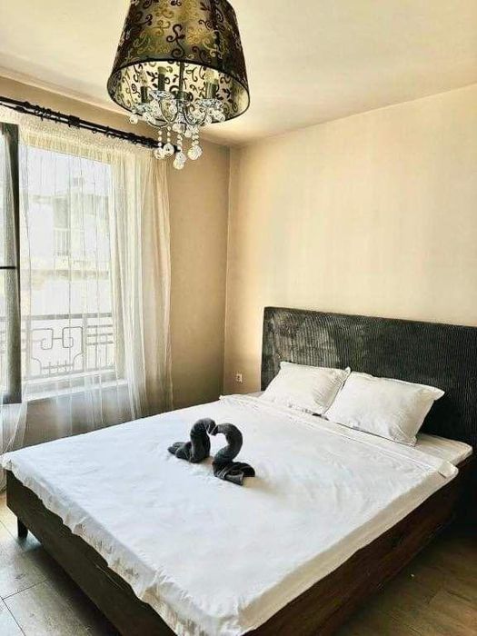 Дава се под наем Тристаен апартамент в Варна, Център - 72 кв.м за 850 € - Снимка #4