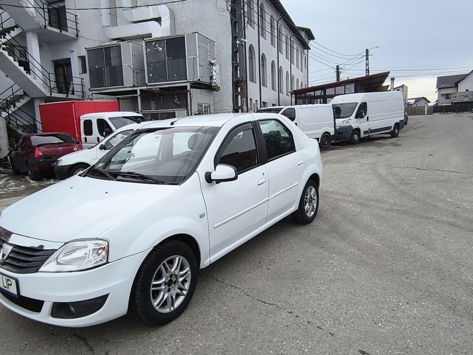 Logan Laureate 2011  AC GPL 16 valve