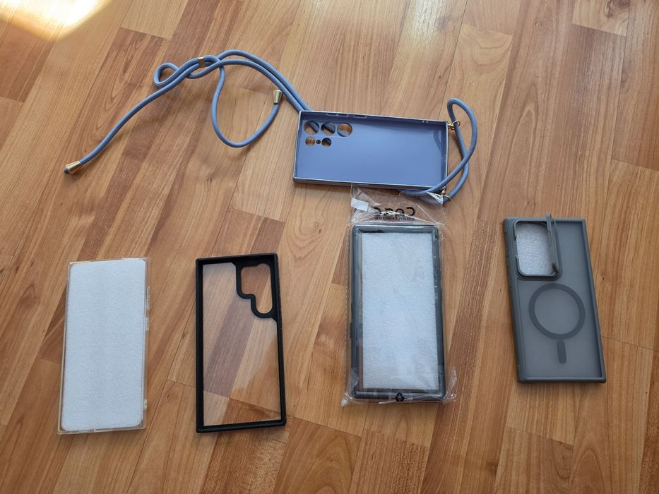 Se vinde huse pentru Samsung S24 Ultra
