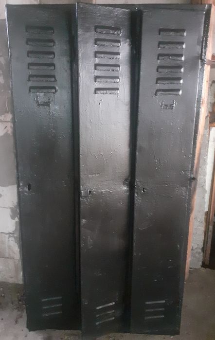 Dulap metalic cu 3 uși