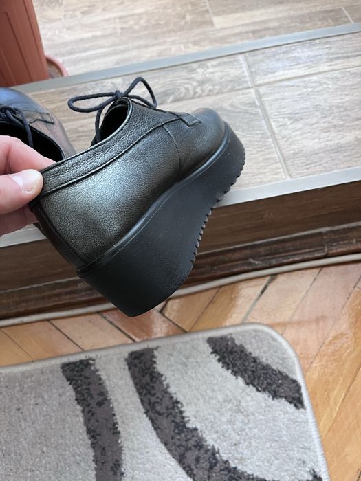 Pantofi wojas dama gri metalizat piele aproape noi