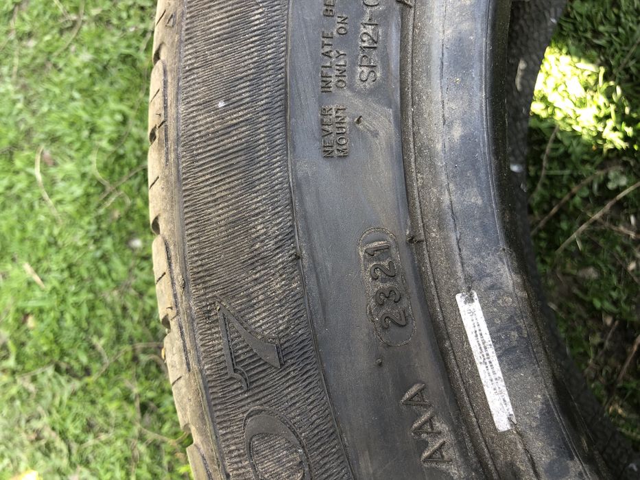 Vand 2 anvelope vara 225/55/17