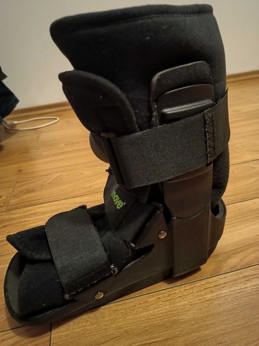 Orteza gleznă/picior-fixă ActiMove AirWalker/Marimea M 40-44 reglabila