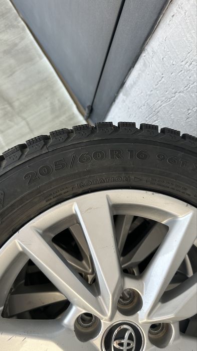 Диск с шипами комплект 205/60 R16