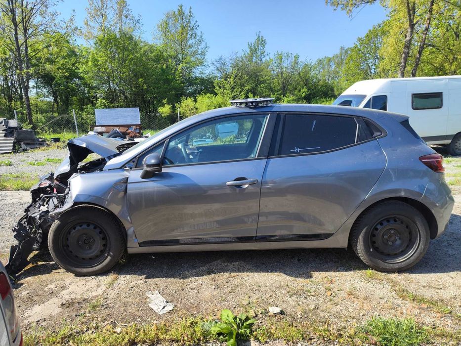 Mitsubishi Colt 2023г. 91кс на части / Мицубиши Колт /рено клио / Renault Clio