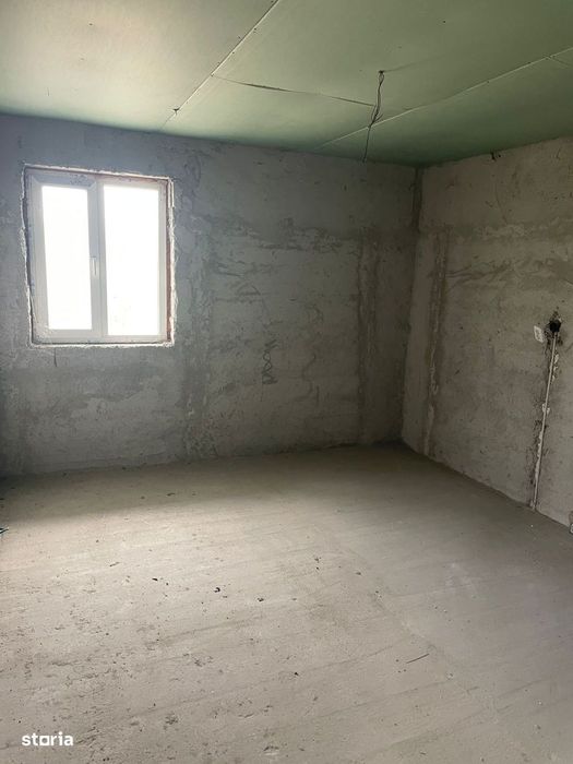 Casa de vanzare, Poroschia, in constructie avansata