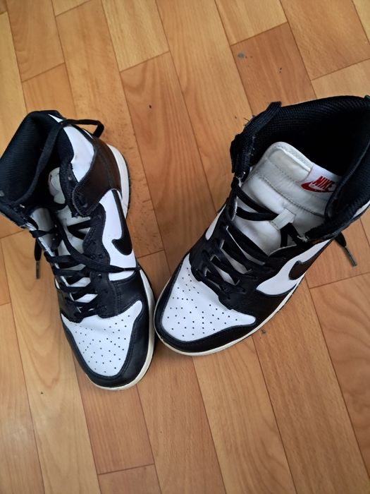 Спортивная обувь