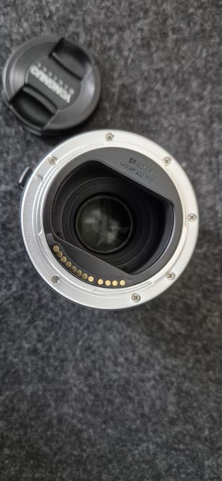 Обектив YN 50мм 1.8 с преходник EF-RF