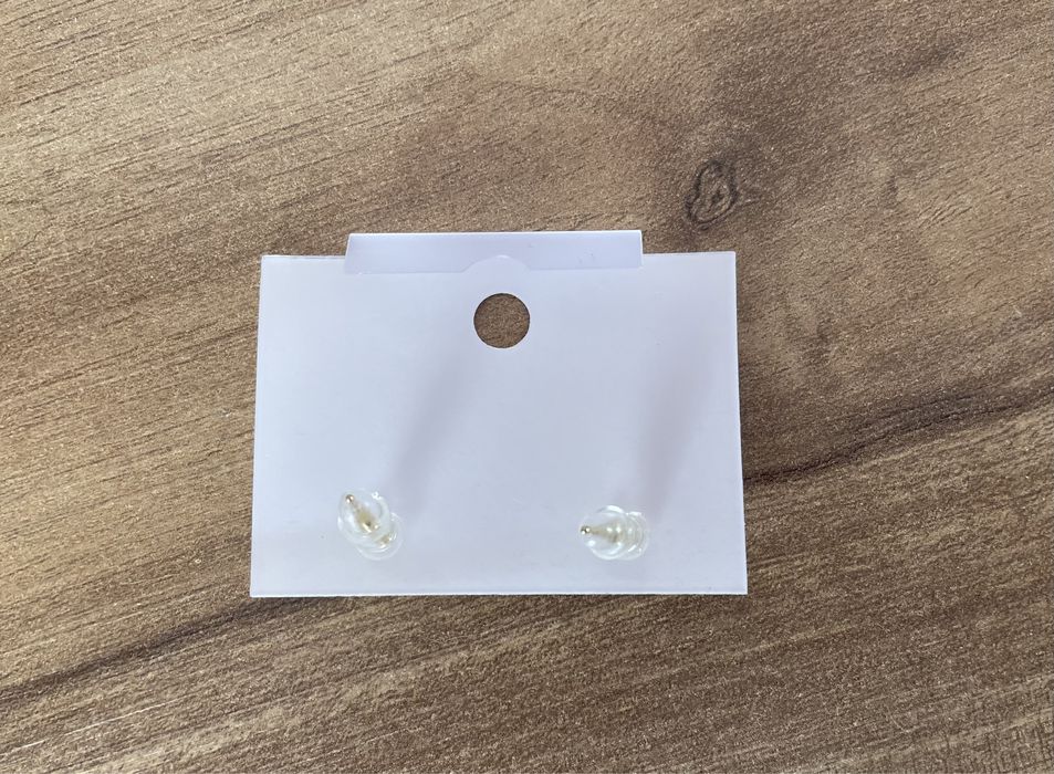 Дамски обеци