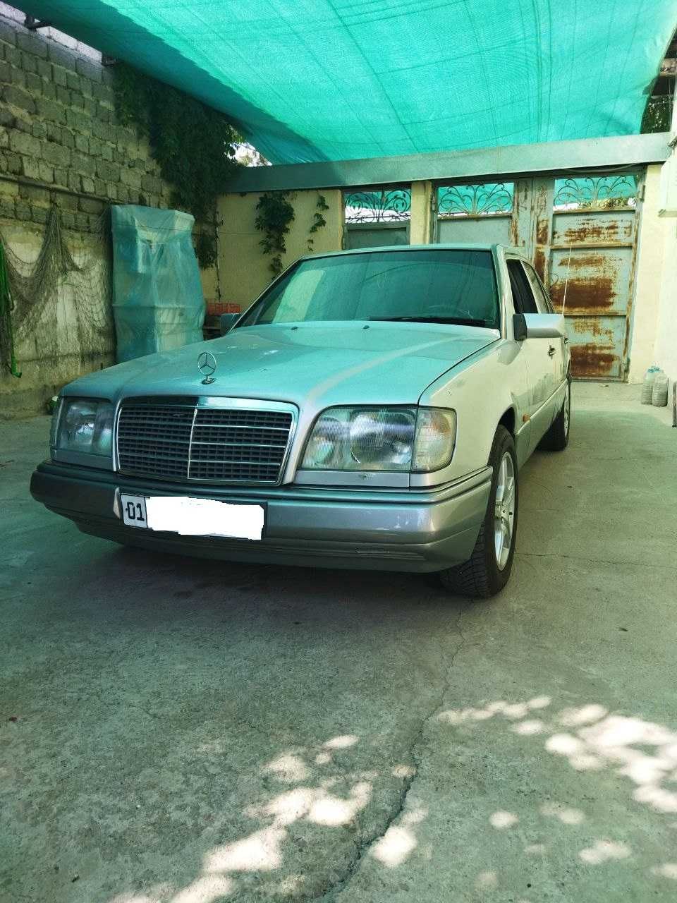 1993 Mercedes-Benz E-Класс (W124) E 280 (193 лс)