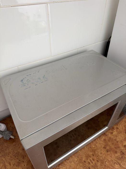 Микроволновая печь