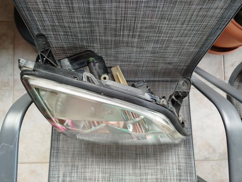 AFL фарове Vectra c Signum десен