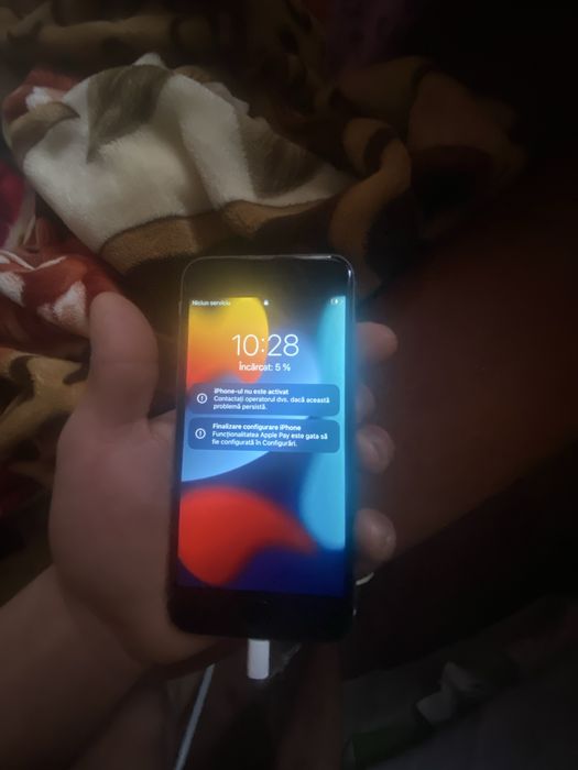 Vand iphone 6s in stare buna