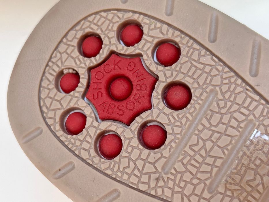 Relife shoes нови страхотни дамски обувки в светли цветове 39номер