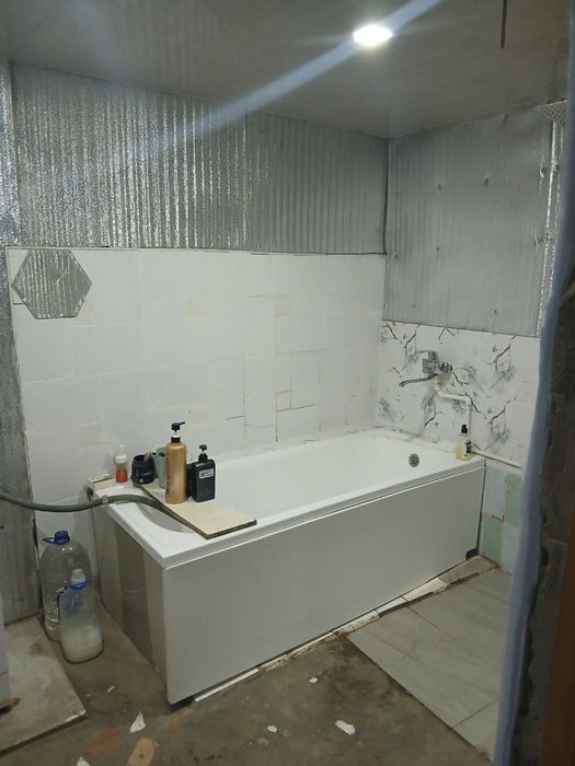 Hovli uchastka sotiladi