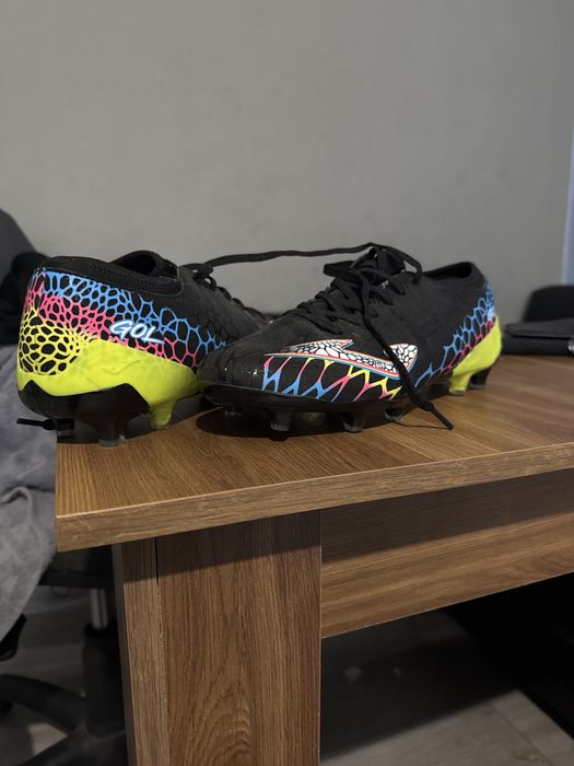 Бутонки с нисък шип