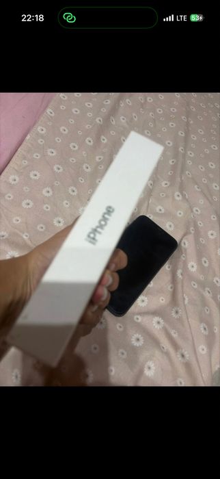 Vand iphone 11 urgent