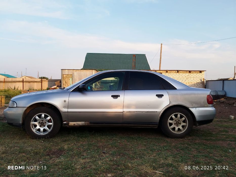 Машина сатылады ...