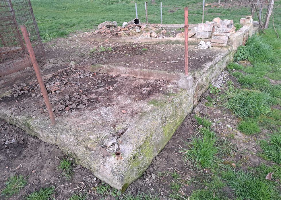 Donez moloz și beton pentru umplutură