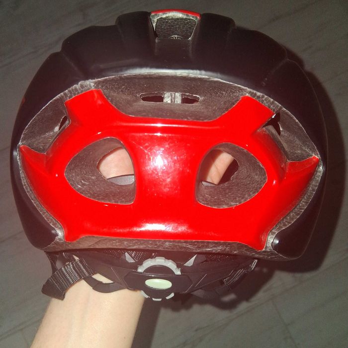 Cască ciclism cu vizieră detașabilă magnetic
