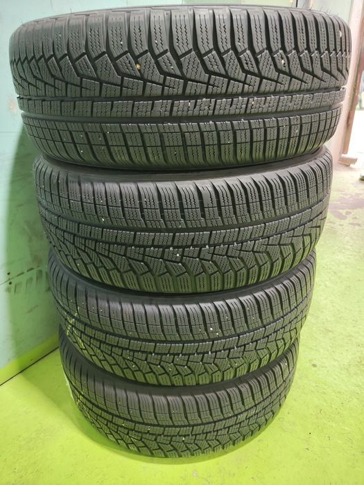 4 бр зимни 205/55/17 Hankook