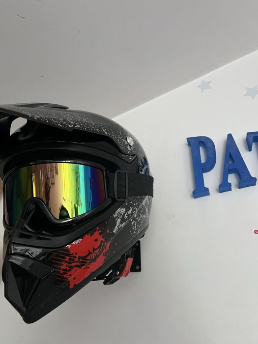 Vând casca MTB  noua