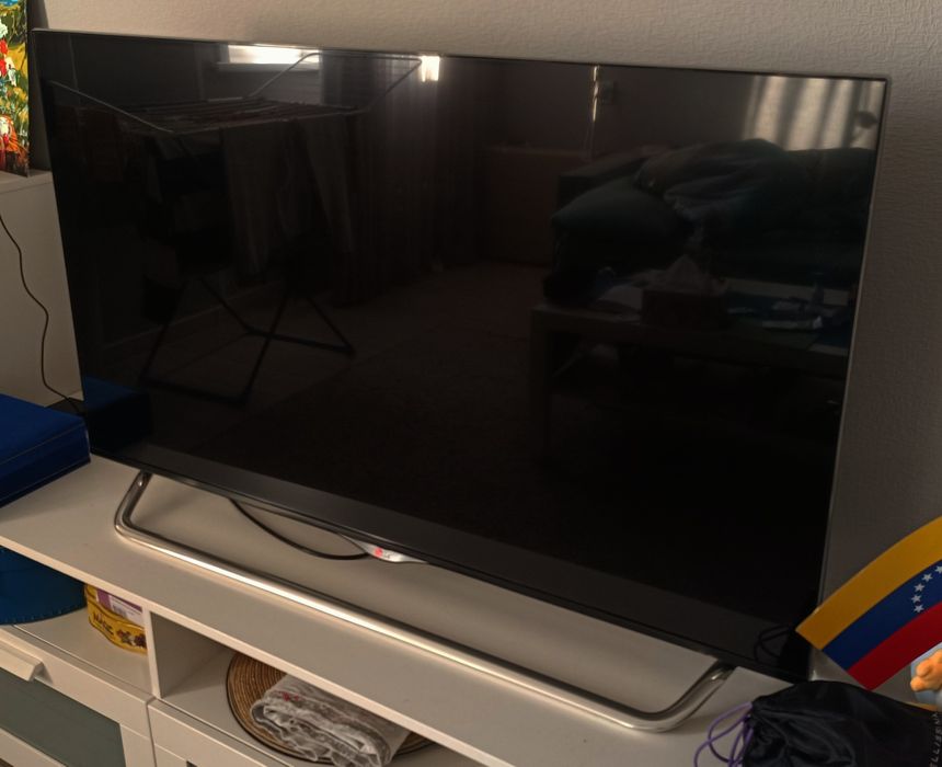 Телевизор на запчасти