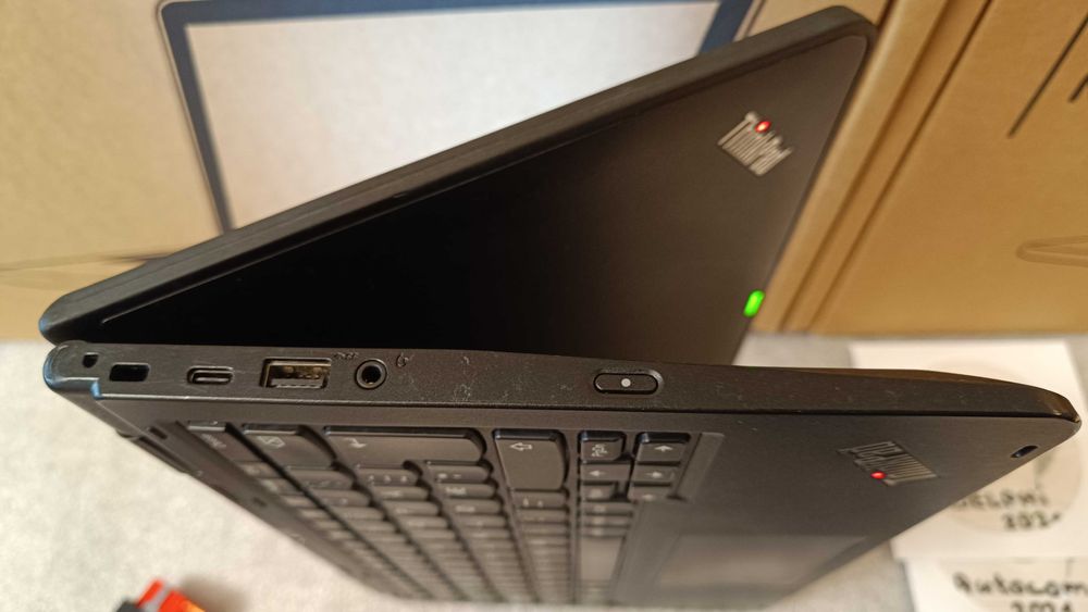 Комплект aвтодиагностика и лаптоп Lenovo Yoga с 8RAM и тъчскрийн екран