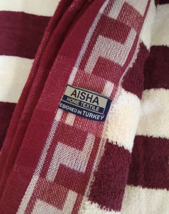 Продам махровое покрывало.