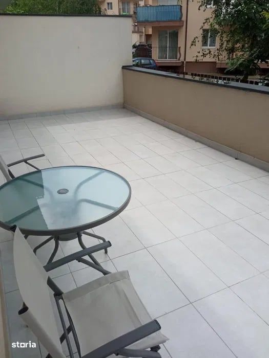 Apartament 2 camere I zona str. Florilor I Floresti