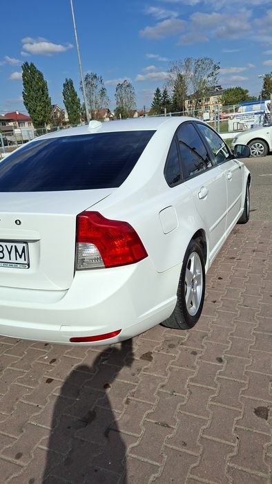 VOLVO S40 2010 — imagine 3