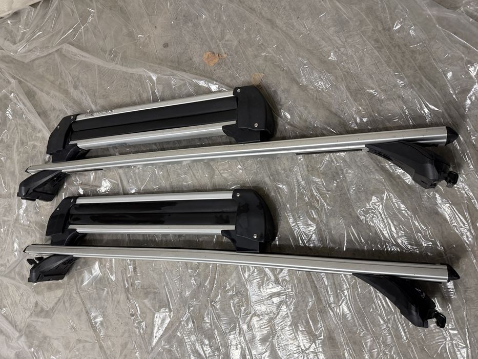 Комплект ски-багажник Menabo+напречни греди Green Valley